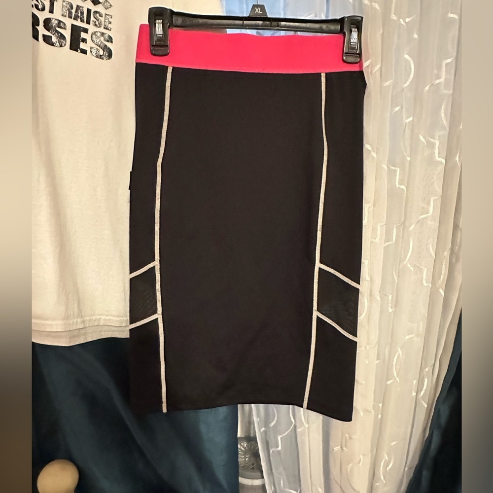 Puma Black and White Pencil Skirt with pink Waistband - Picture 2 of 4